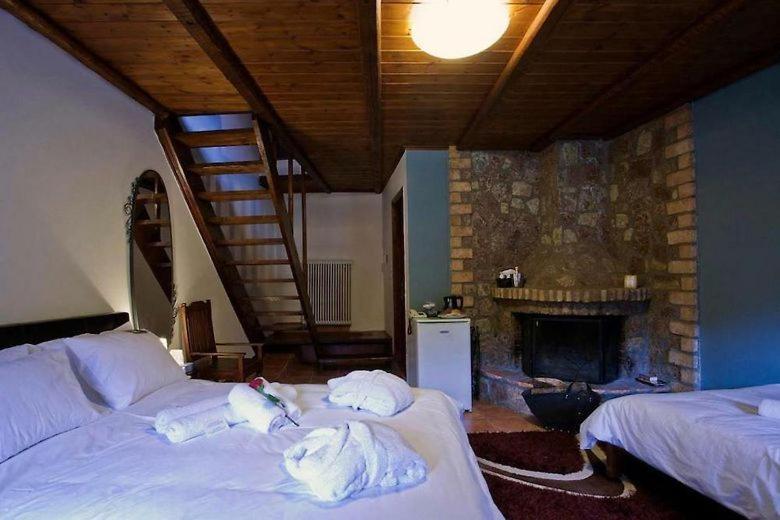 Fanaras Hotel Kalavryta Luaran gambar
