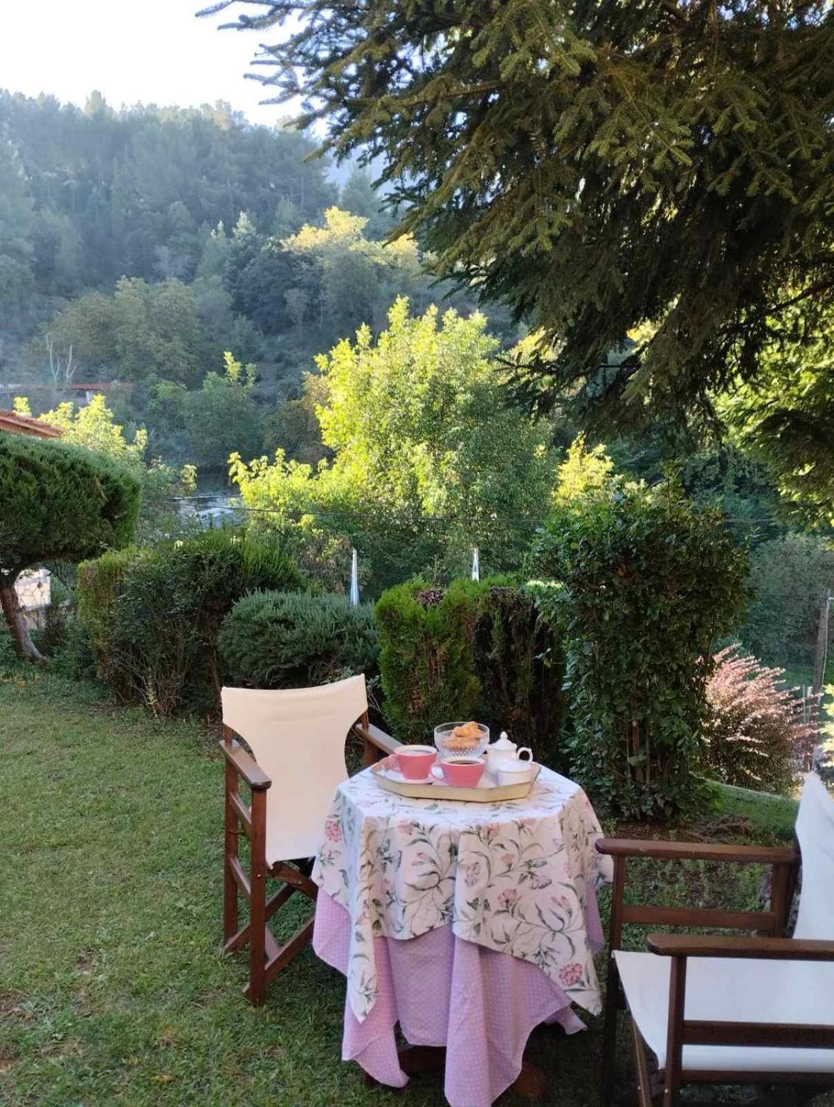 Fanaras Hotel Kalavryta Luaran gambar
