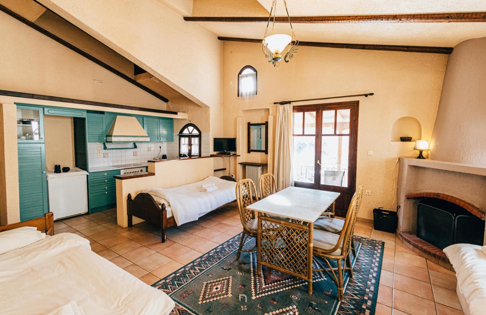 Fanaras Hotel Kalavryta Luaran gambar
